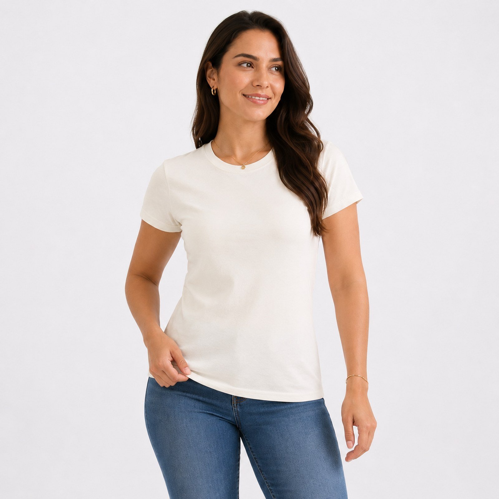 camiseta-baby-look-feminina-off-02-detalhe-gola-caimento