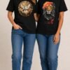 Kit 2 Camisetas Femininas Cristas - modelos de corpo inteiro com as duas estampas Kit 2 Camisetas Femininas Cristas - modelos de corpo inteiro com as duas estampas